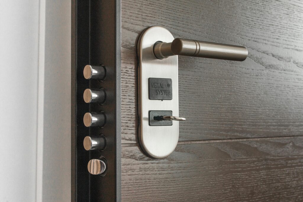 pexels-photo-279810-279810 Deadlock With Key on Hole